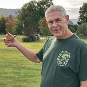 Boswell’s Pipes and Cigars Custom Logo T-Shirt Hunter Green