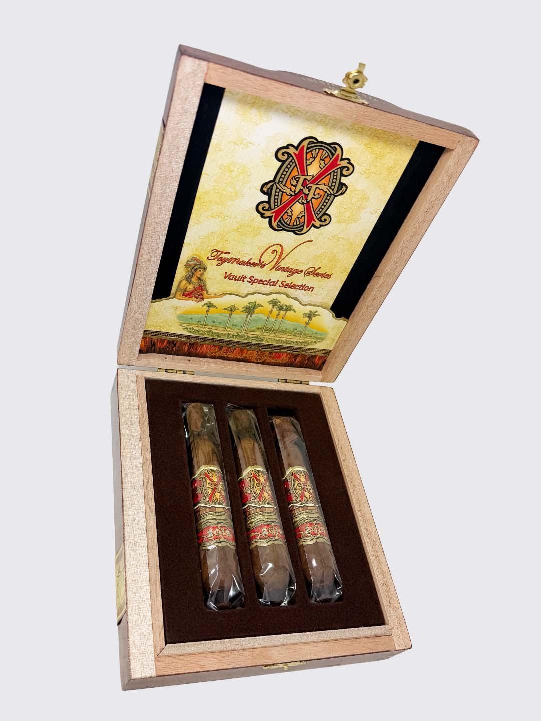 Fuente Fuente Opus X Toymaker’s Vintage Series LBMF Vintage 2015 3 Cigar Sampler